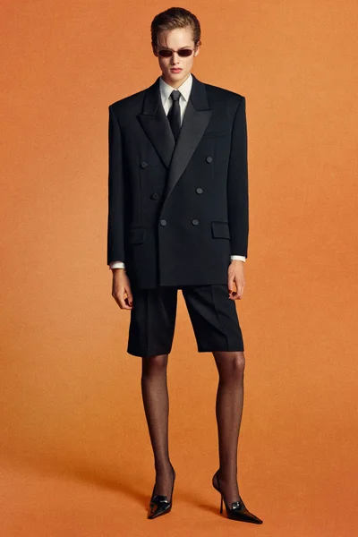 Look 43